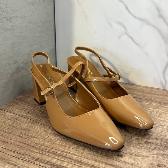 Marc Fisher Women's Lanai Pump - Picture 4 of 12